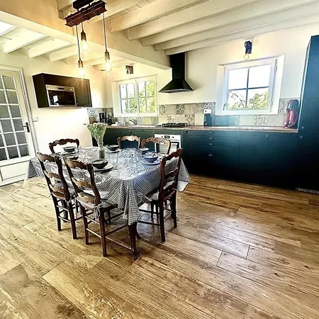 Maison Cosy Proche Holiday home *